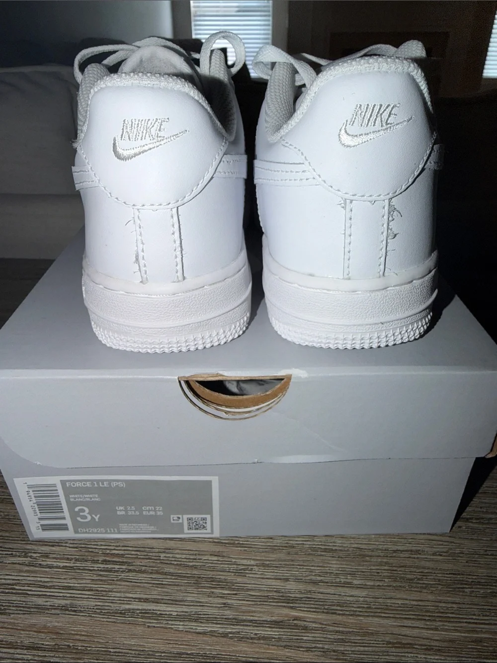 Nike Air Force 1 Low LE NWT SZ 3 WHITE